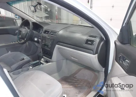 2008 Ford Fusion Se из США, поврежденный, VIN 3FAHP07158R189355